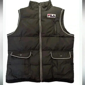 - FILA PUFFER VEST BLACK & WHITE ZIPPER FRONT SIZE LARGE WOMENS